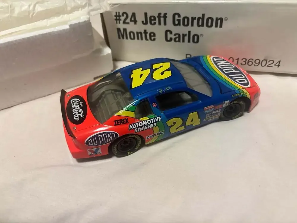 Jeff Gordon #24 DuPont Chevrolet Monte Carlo Diecast Race Car